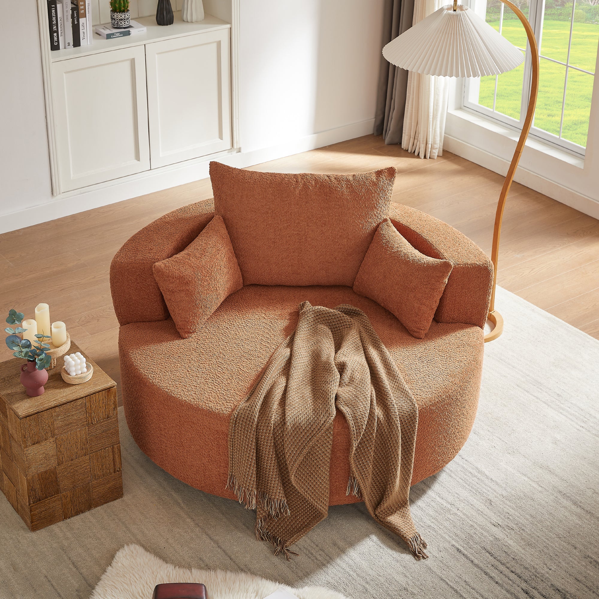 24933205